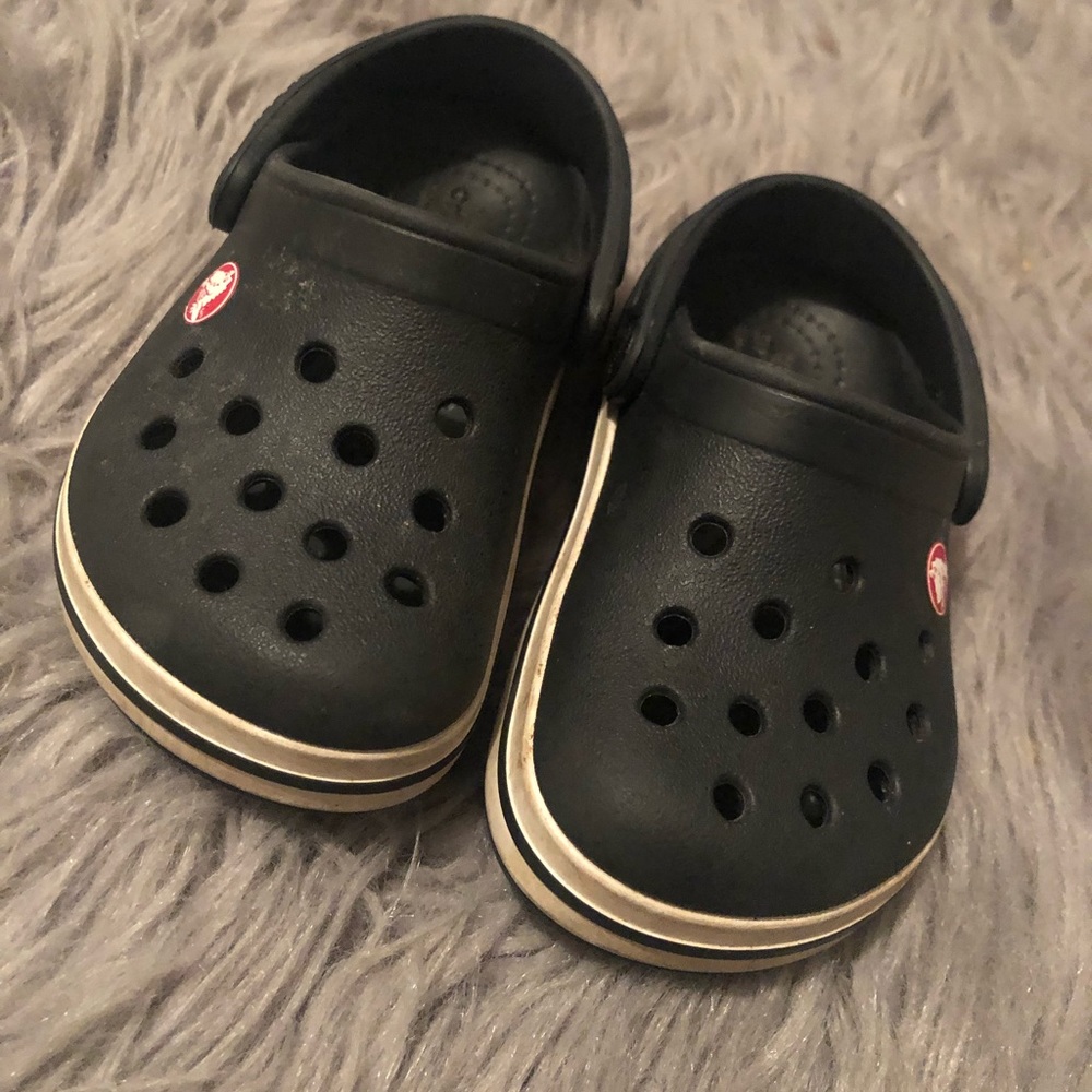 Toddler boys size 6 crocs.